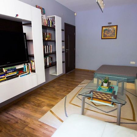 Modern Apartment In The Heart Of ヴィディン エクステリア 写真