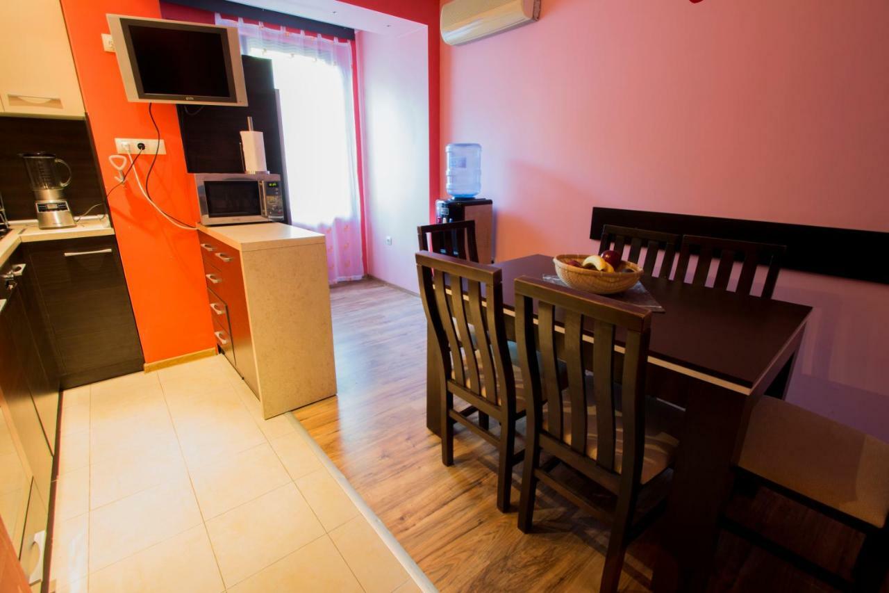 Modern Apartment In The Heart Of ヴィディン エクステリア 写真